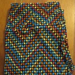 Lularoe One Size Leggings, Colorful Clovers